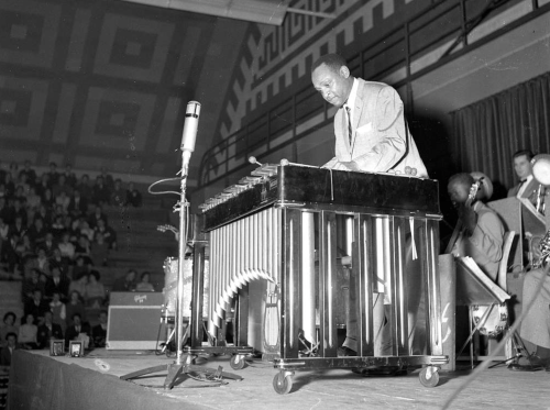 WordPress 6.3 "Lionel" 推出命令调色板、扩展模式管理和设计工具