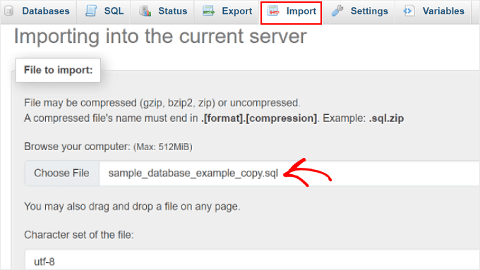 选择要在 phpMyAdmin 中导入的 SQL 文件 选择要在 phpMyAdmin 中导入的 SQL 文件